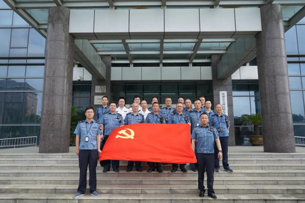 微信图片_20210413164156_副本.jpg